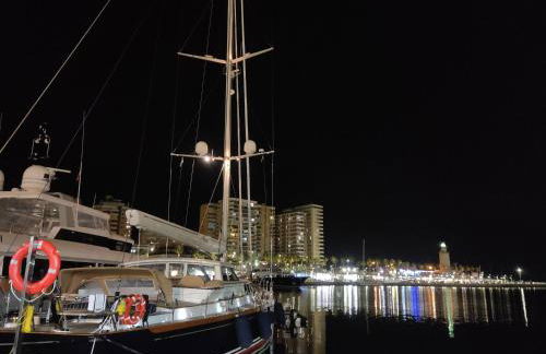 80s Loft ViNTAGE 15' Málaga Airport Free Guest Parking - Foto 39