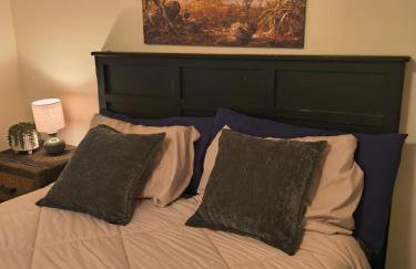 The Acorn includes fire pit, swimming, hiking and nature - Foto 12