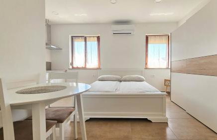 Dani Studio 3 - Photo 3