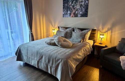 Ferienhaus MILA - Pool, Sauna, Whirlwanne, 5000qm Privatgelände mit Bolzplatz - Foto 3