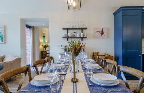 2 Pheasant - Photo 1