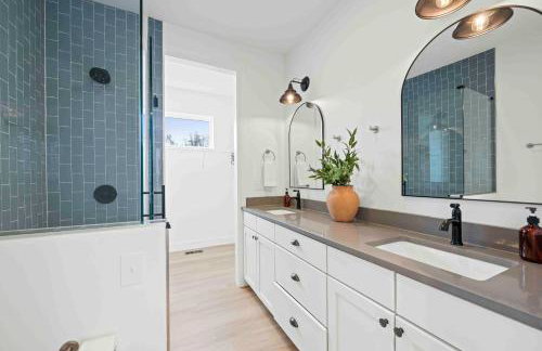 3 Homes, 3 Hot Tubs, 10BR, 10 Bath, Near Ark! - Foto 23