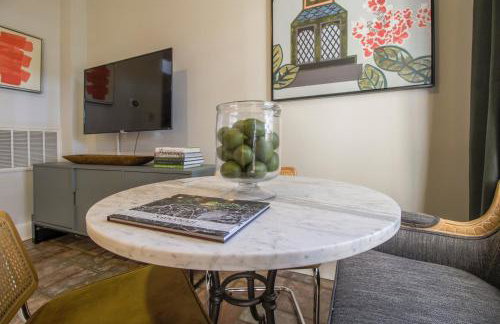 The Magnolia Retreat in Historic Savannah 1BR - Foto 3