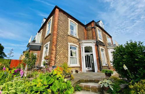 Fishtail House - Stylish Apartments minutes from the sea - Foto 1