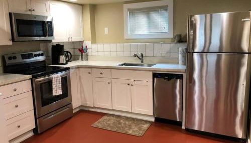 Cozy One Bed Suite in the Heart of Ballard - Foto 4, stove, dishwasher