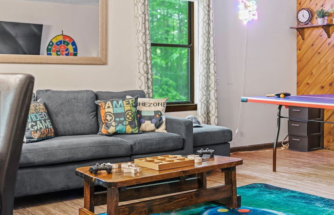 Mountain Must-have by Avantstay Indoor Hot Tub Game Room Fire Pit - Photo 5