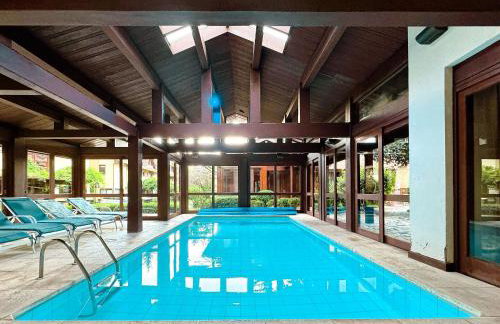 Villa Del Fiori com Piscina Aquec by Achei Gramado - Foto 45