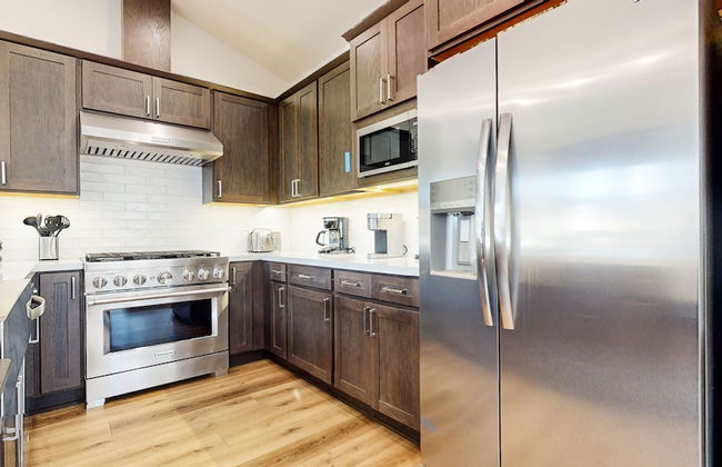 An Adventure of a Lifetime- 3 Bdr, 5 Min to Skiing - Foto 6