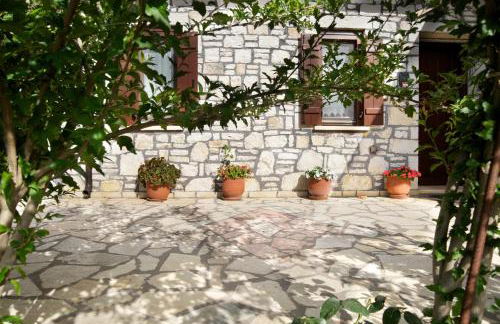 VILLA KOUTSOYPIA STONE HOUSE - Foto 29