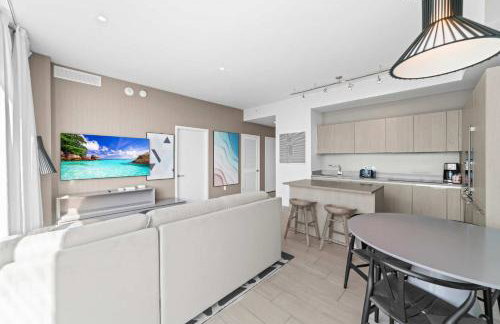 2BR Ocean Penthouse - Private Terrace & Hot Tub - Foto 40