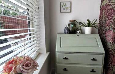 Two Bed Charming Cottage - Foto 2