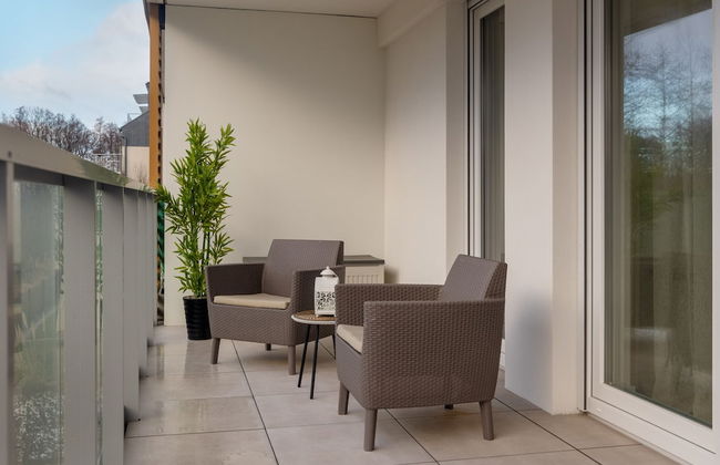 Coast Apartment With Balcony by Renters - Photo 27