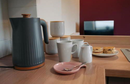 Vale Farm Cottages - Photo 20