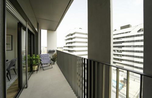 Sunsets and the pool in Barcelona - Foto 26