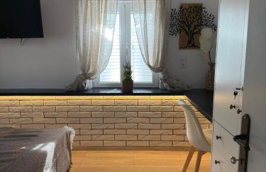 Julies Homes - Photo 3