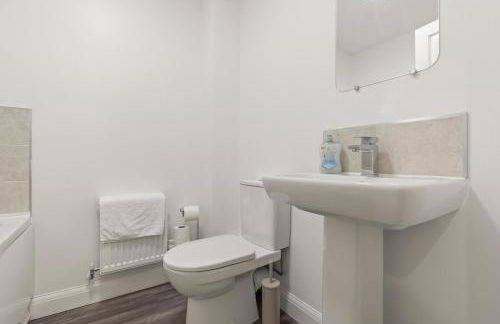 Luxury 5 bedroom House With FREE Parking and Pool Table - Foto 59