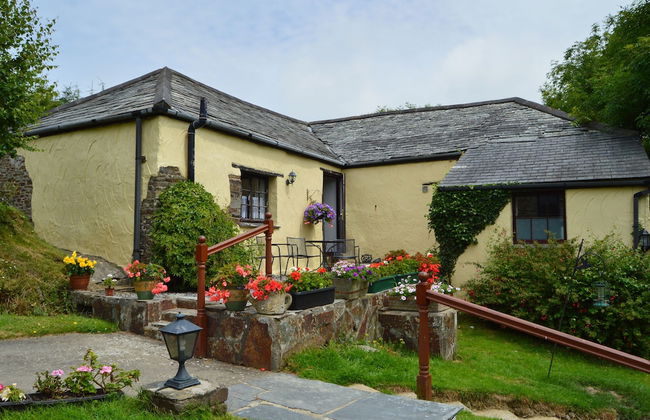 Windbury Cottage - Photo 8