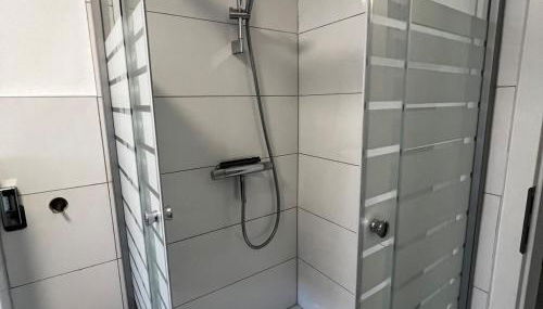 Stuttgart Weilimdorf Gemütliche Zimmer mit Balkon - Foto 4