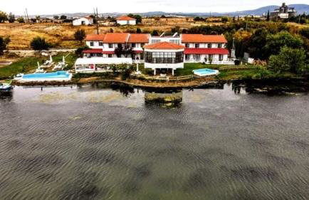 Thrassa Hotel - Foto 1