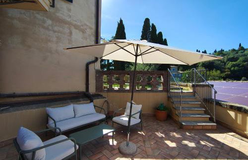 TUSCANFLAT Castle - Photo 27