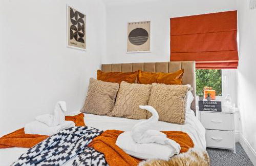 Clover House Stunning Cosy Cottage 3BR By AltoLuxo Short Lets & Serviced Accommodation With Free WiFi & Parking - Foto 28