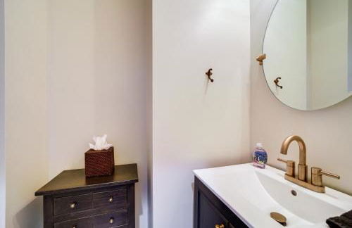 Lakefront Glenville Home with Pickleball Access! - Foto 13