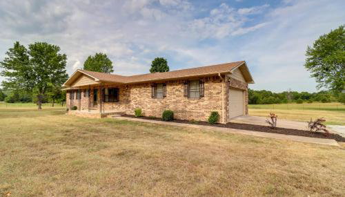 Charming Mountain Home Getaway with Gas Grill! - Foto 2