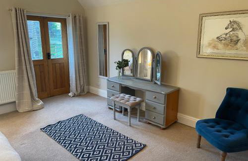 Stunning rural Barn Conversion - Photo 12