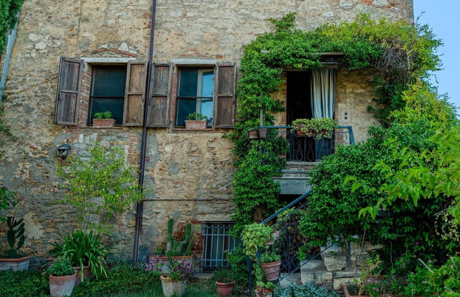 Adorable Farmhouse in Asciano - Photo 31