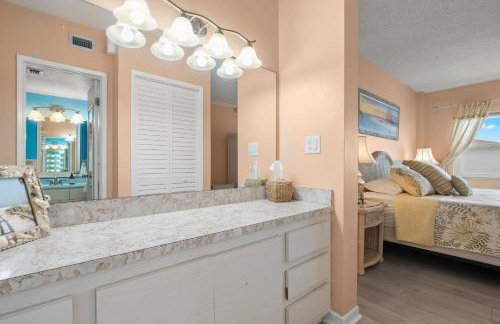 Oceanfront Oasis - 2BR2BA direct oceanfront! - Foto 32