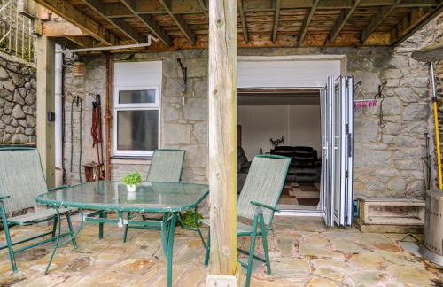 Hillside Apartment - Photo 15