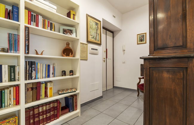 Porta Pia & Villa Torlonia Apartment with Balcony - Foto 3