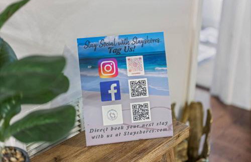 2 Homes • Hot Tubs x2 • Heated Pool • Fire Pit - Foto 54