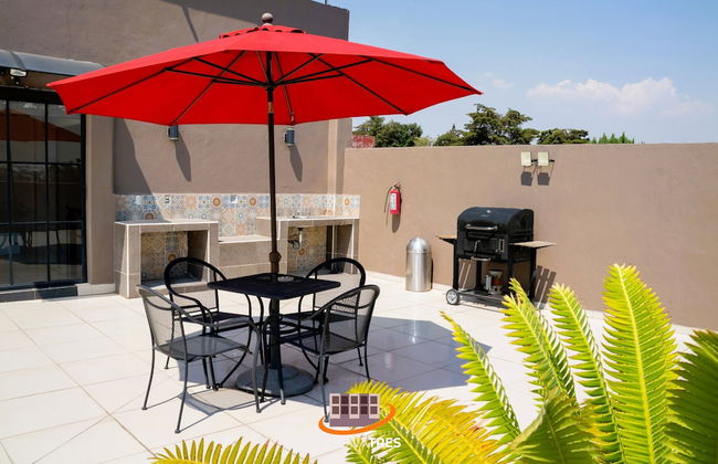 S01 Suite 2 min del TEC Wifi Terraza - Foto 20