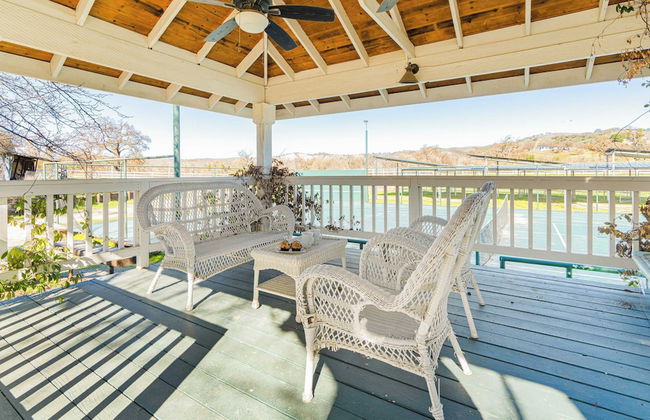 Victorian Manor In Paso Robles Wine Country + Pool, Hot Tub, Firepit, Tennis Court Sleeps 28 - Photo 5