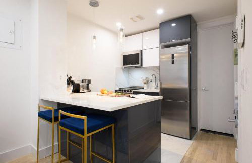 1597-12 NEW Studio Prime UES WD in unit - Photo 12