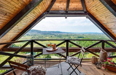 Beautiful Home In Samobor With Kitchen - Photo 8