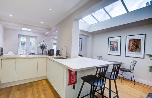 Entire house, 23 mins to Central London - Foto 26