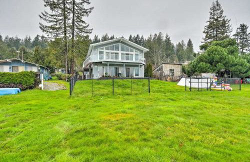 Scenic & Spacious Getaway on North Bay w/ Deck! - Foto 30