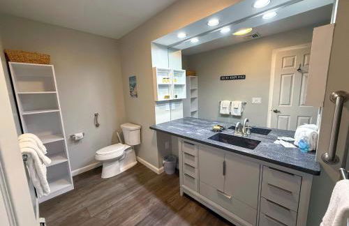 F32 Modern Golf Course Home with Mountain Views - Foto 19