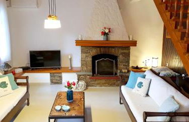 Wood and Stone Villa - Foto 6