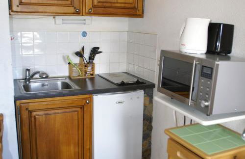 Studio fonctionnel au pied des pistes avec balcon - FR-1-557-94 - Foto 3