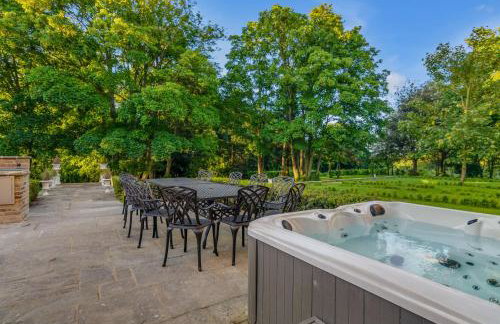 Beccles Georgian Mansion l 9 Bedrooms, Hot Tub & Parkland - Foto 54