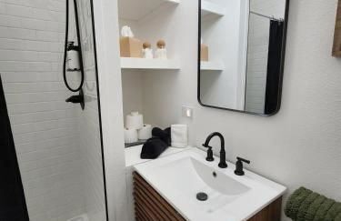 Stay at The Oak - Downtown New Braunfels Getaway - Foto 47