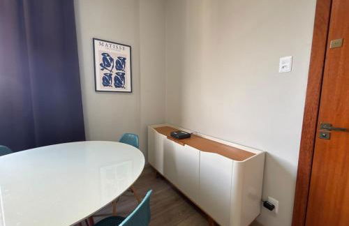 Apartamento Belo Horizonte 2 quartos Ed Maleta, Mercado Central, Feira Hippie, Praça da Liberdade e Parque Municipal - Foto 15