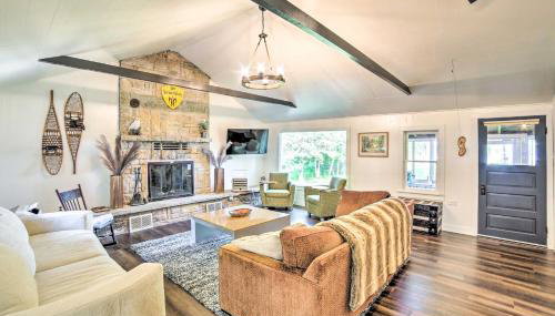 Crivitz Lakefront Escape with Boat Dock and Slip! - Foto 3