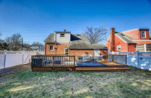 Family Home near NY Beach - Private Workspace - Foto 27