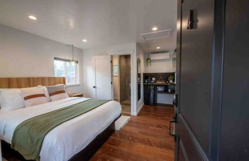 Columbia Cabins Cabin 4 - Photo 6