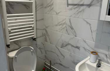 Plumstead one bed studio flat - Foto 9