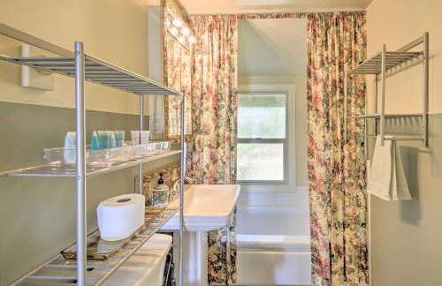 Direct Beach Access Getaway on Port Orchard! - Foto 13